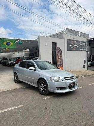 CHEVROLET ASTRA 2.0 MPFI ADVANTAGE 8V FLEX 4P MANUAL CHEVROLET ASTRA 2.0 MPFI ADVANTAGE 8V FLEX 4P MANUAL